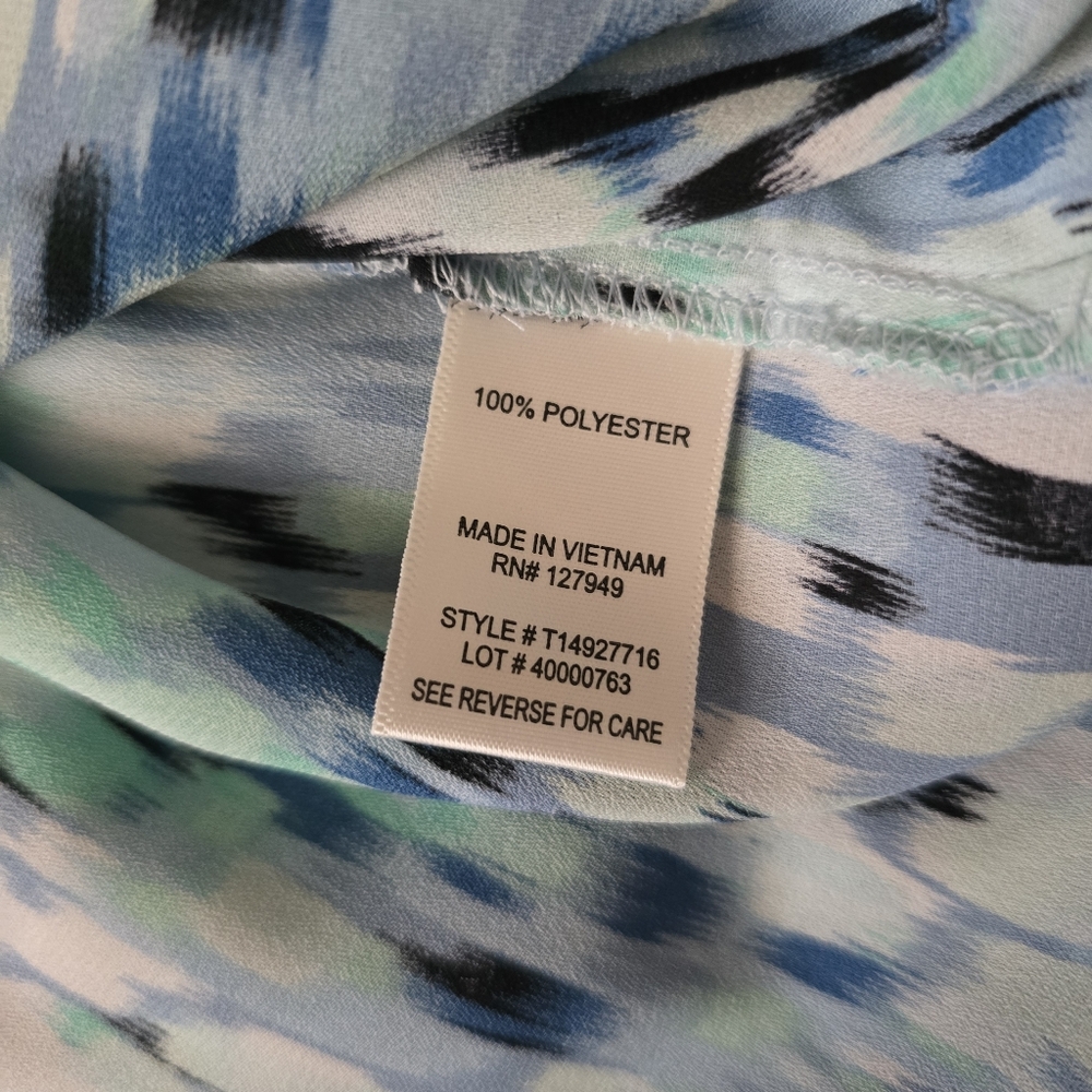 NWT Floral & Ivy Sleeveless Patterned Blouse - Size XL - Picture 4 of 4